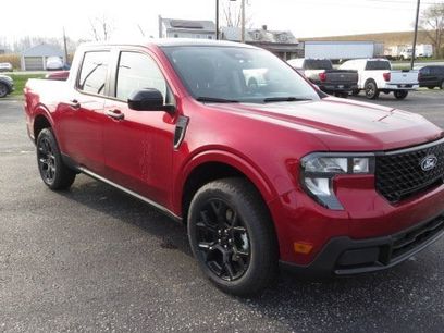 New 2025 Ford Maverick XLT w/ Black Appearance Package