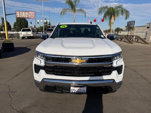 Used 2026 Chevrolet Silverado 1500 LT RWD image 2