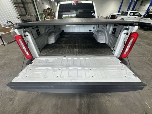 Certified 2024 Ford F250 XL w/ XL Chrome Package AWD/4WD image 25