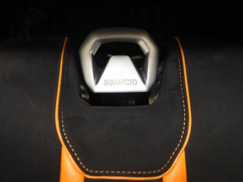 Used 2023 Lamborghini Huracan Tecnica image 54