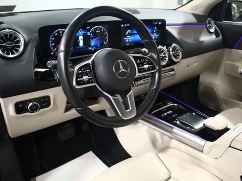 Used 2022 Mercedes-Benz GLA 250 4MATIC image 5