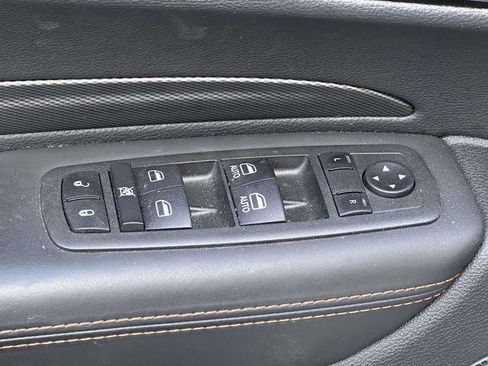 Used 2022 Dodge Durango R/T w/ Blacktop Package AWD/4WD image 14