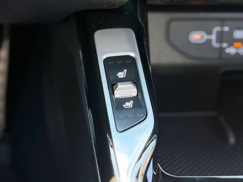 Used 2025 Kia Sorento SX Prestige AWD/4WD image 22