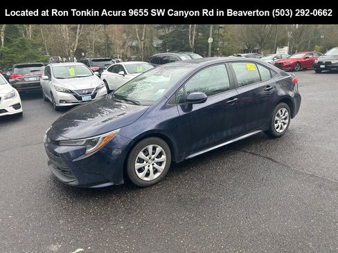 Used 2024 Toyota Corolla LE image 8