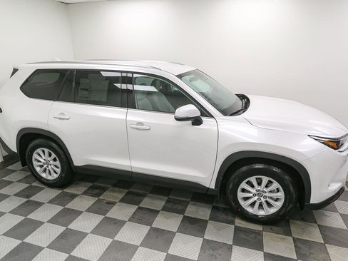 New 2026 Toyota Grand Highlander XLE AWD/4WD image 5
