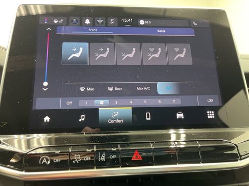 New 2026 Jeep Compass Latitude AWD/4WD image 13