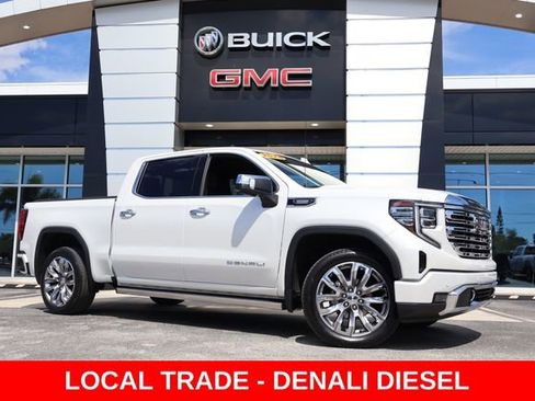 Used 2024 GMC Sierra 1500 Denali w/ Denali Reserve Package AWD/4WD image 1