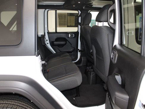 Used 2024 Jeep Wrangler Sport S image 29