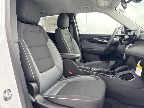 New 2026 Chevrolet TrailBlazer LT image 25