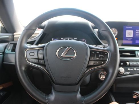 Used 2023 Lexus ES 350 w/ Accessory Package (Z1) FWD image 33