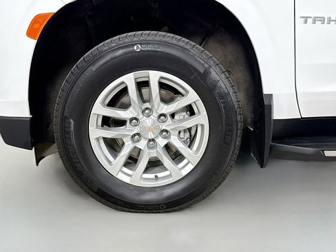 Used 2024 Chevrolet Tahoe LT AWD/4WD image 35