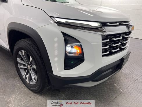 Used 2025 Chevrolet Equinox LT FWD image 10