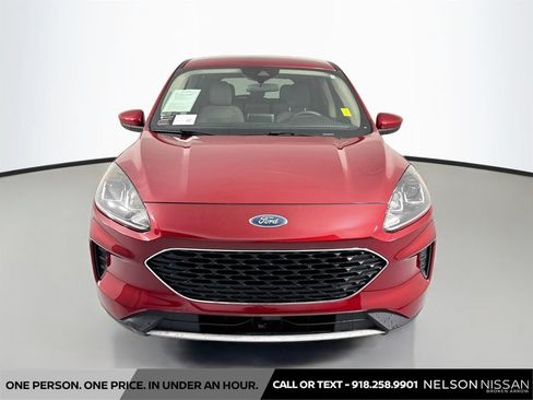 Used 2020 Ford Escape SE AWD/4WD image 2