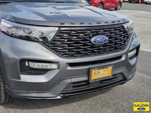 Certified 2024 Ford Explorer ST-Line w/ Class IV Trailer Tow Package RWD image 2