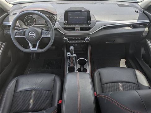 Used 2023 Nissan Altima 2.5 SR FWD image 16