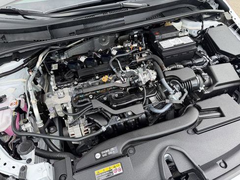Certified 2025 Toyota Corolla LE image 24