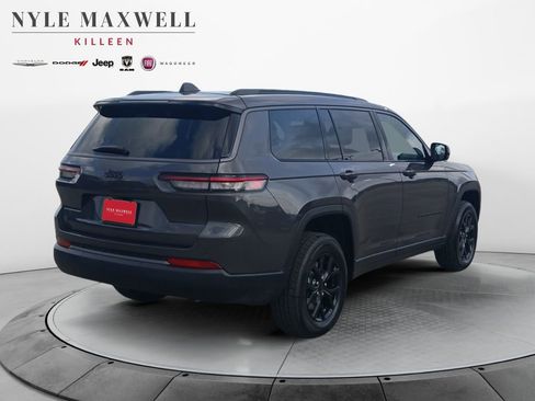 New 2026 Jeep Grand Cherokee L 2WD image 16