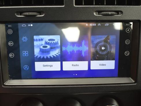 Used 2011 Jeep Liberty Sport AWD/4WD image 24