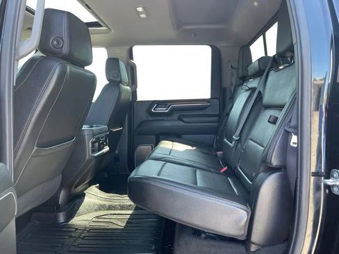 Used 2024 GMC Sierra 2500 Denali w/ Denali Reserve Package AWD/4WD image 16