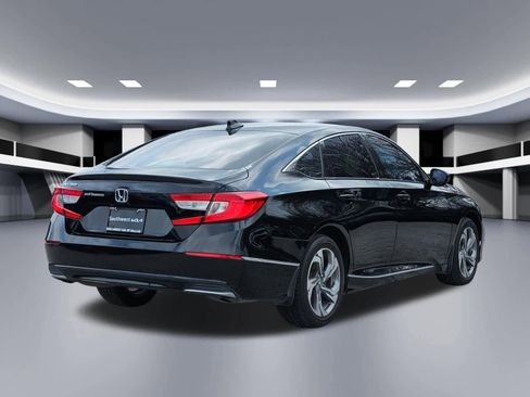 Used 2018 Honda Accord EX-L image 6