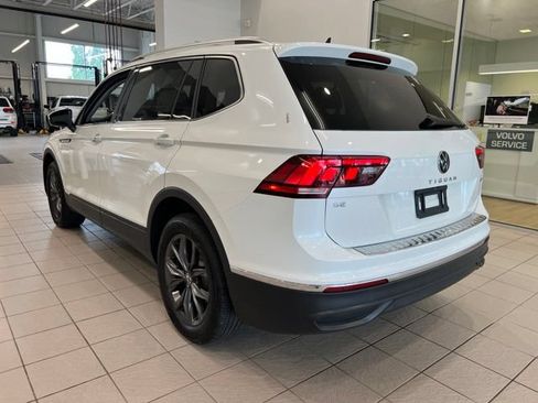 Used 2023 Volkswagen Tiguan SE AWD/4WD image 5