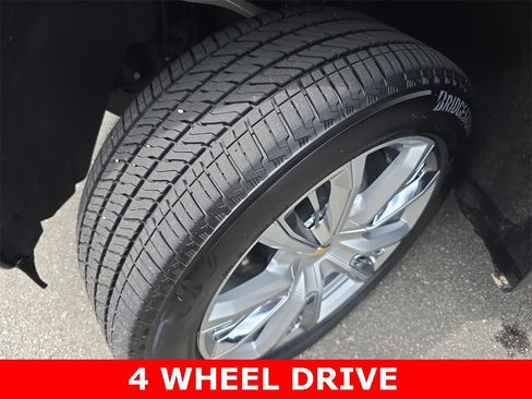 Used 2024 Chevrolet Silverado 1500 High Country w/ High Country Premium Package image 32