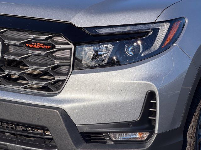 Used 2025 Honda Passport TrailSport image 10