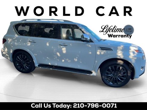 Used 2024 Nissan Armada Platinum w/ Captain's Chairs Package image 5