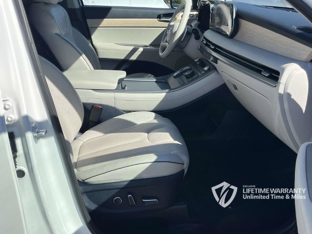 Used 2024 Hyundai Palisade Limited FWD image 32