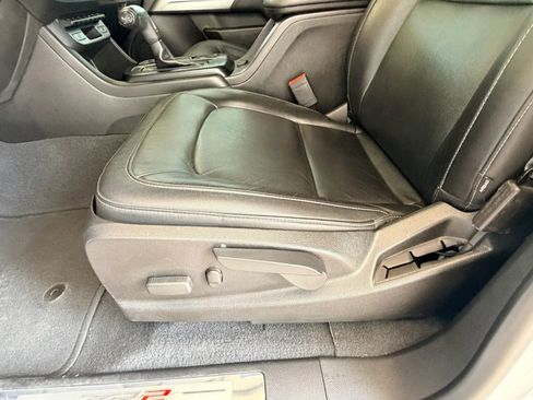 Used 2019 Chevrolet Colorado ZR2 AWD/4WD image 23