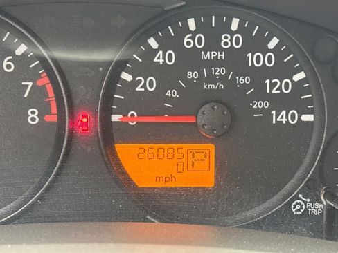 Used 2020 Nissan Frontier SV image 10