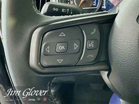 New 2025 Jeep Gladiator Sport image 33