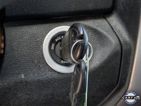 Used 2021 RAM 1500 Classic SLT image 33