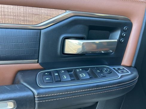 Used 2023 RAM 2500 Limited image 34