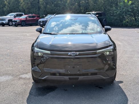 New 2025 Chevrolet Blazer EV LT image 14