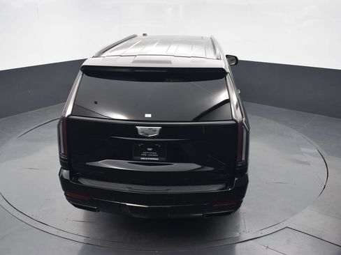 Certified 2026 Cadillac Escalade ESV Sport w/ LPO, ONYX Package AWD/4WD image 45