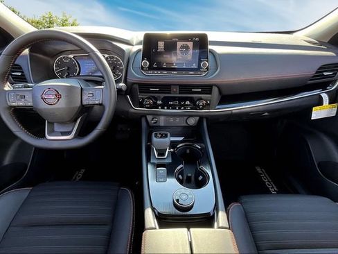 New 2026 Nissan Rogue SV AWD/4WD image 5