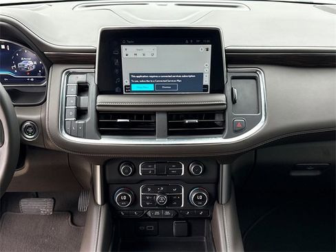 Used 2023 Chevrolet Tahoe Z71 w/ Luxury Package image 14