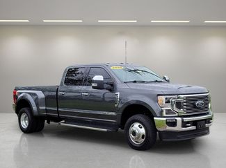 Used 2020 Ford F350 Lariat w/ Lariat Ultimate Package video 1