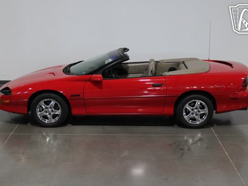 Used 1997 Chevrolet Camaro Z28 w/ Preferred Equipment Group 2 image 16