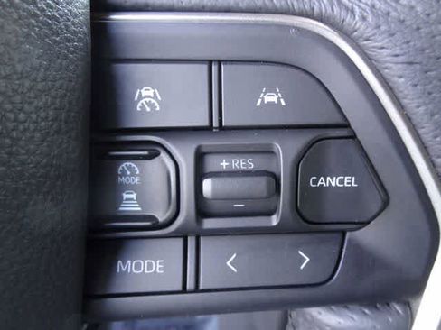 Used 2025 Toyota Tacoma TRD Off-Road w/ TRD Off Road Upgrade Package AWD/4WD image 22