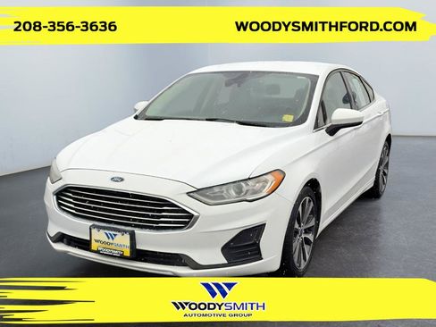Used 2019 Ford Fusion SE AWD/4WD image 1