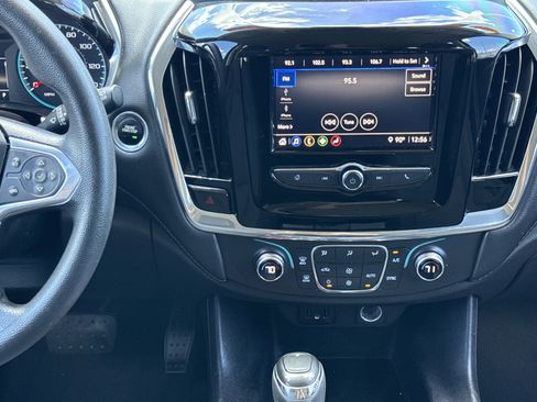 Used 2020 Chevrolet Traverse LS FWD image 28