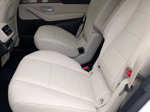 New 2026 Mercedes-Benz GLS 450 4MATIC image 15