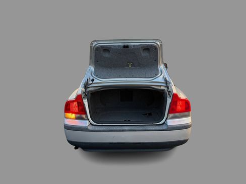Used 2004 Volvo S60 2.4 FWD image 15