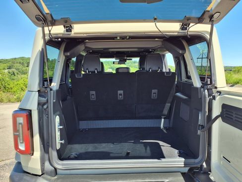 Used 2025 Ford Bronco Outer Banks AWD/4WD image 11