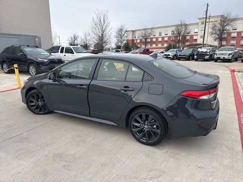 Used 2025 Toyota Corolla SE image 5