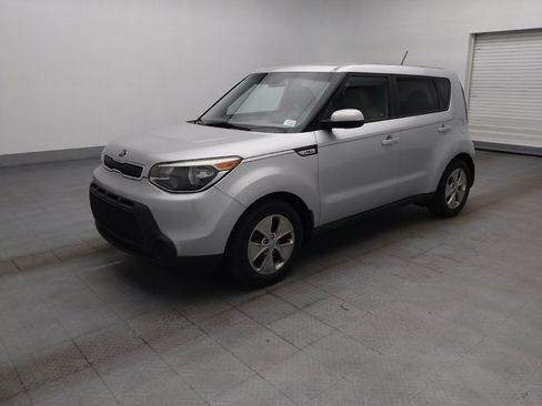 Used 2016 Kia Soul FWD image 2