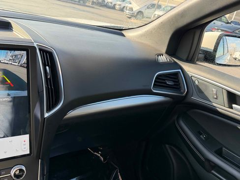 Certified 2024 Ford Edge ST w/ Equipment Group 401A image 22