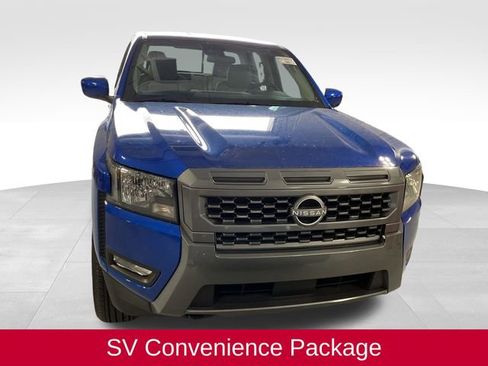 Used 2025 Nissan Frontier SV w/ SV Convenience Package image 2